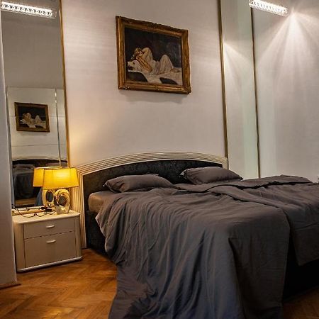Basilica -Quiet, Privat, Balcony, The Best Area บูดาเปสต์ ภายนอก รูปภาพ